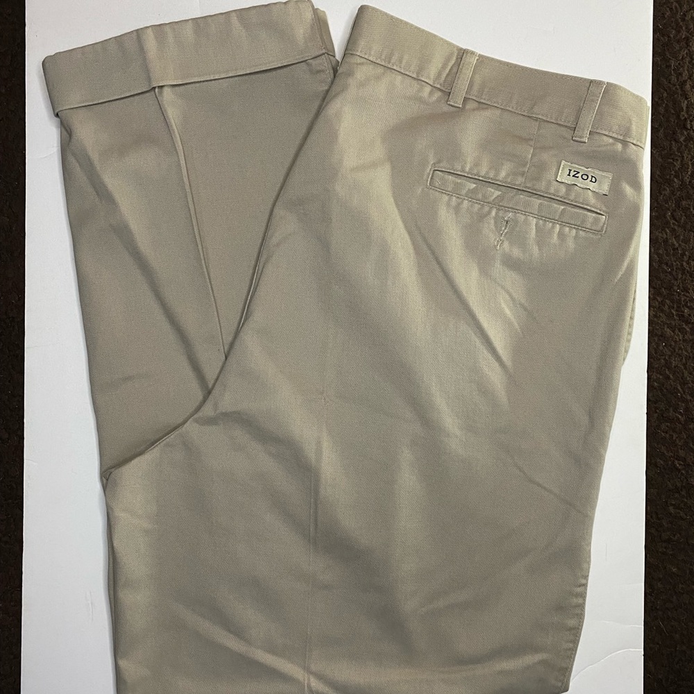 IZOD mens trousers.